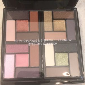 The Color Institute Gift Set